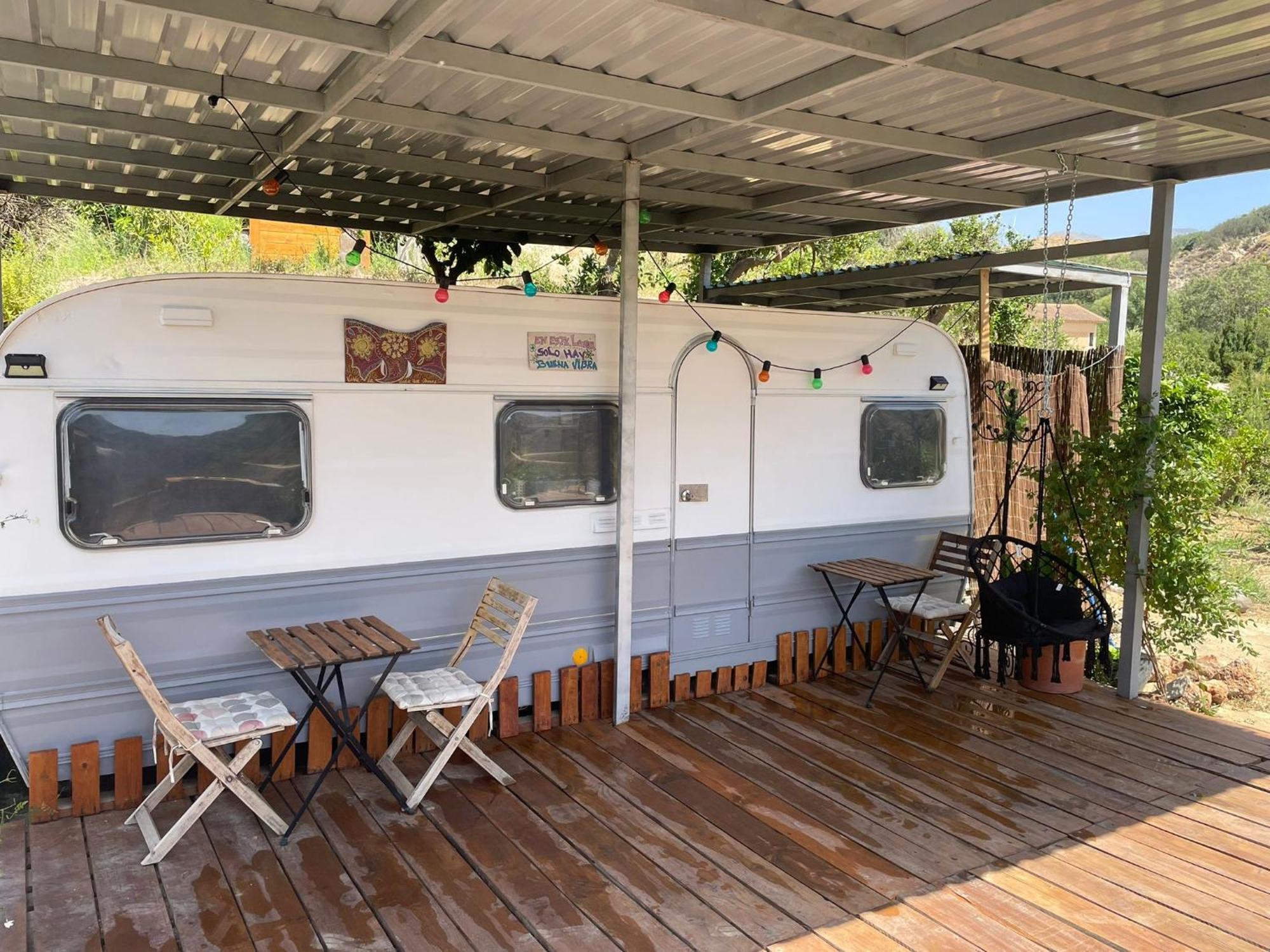 Campsite La Calma Y La Caravana